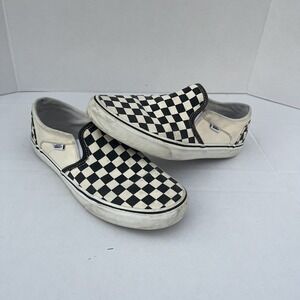 VANS Women's 9.5 Checkered Black & White Slip-On Sneakers Skateboard Low Shoes